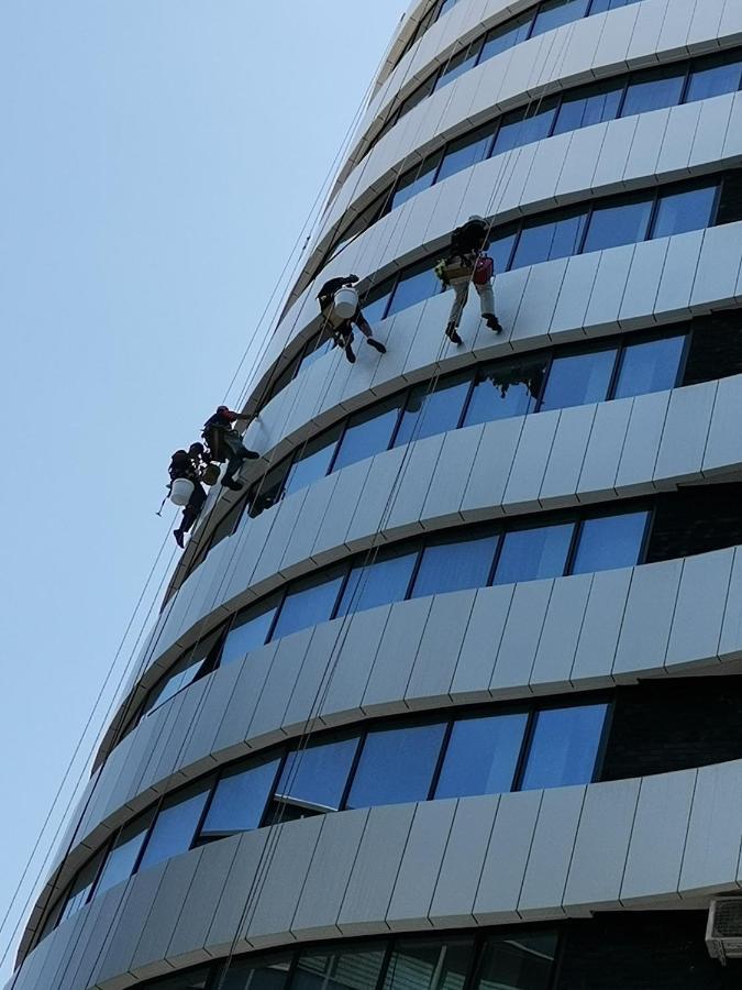 Pupin Palata Business Apartman B5 Novi Sad Exteriör bild