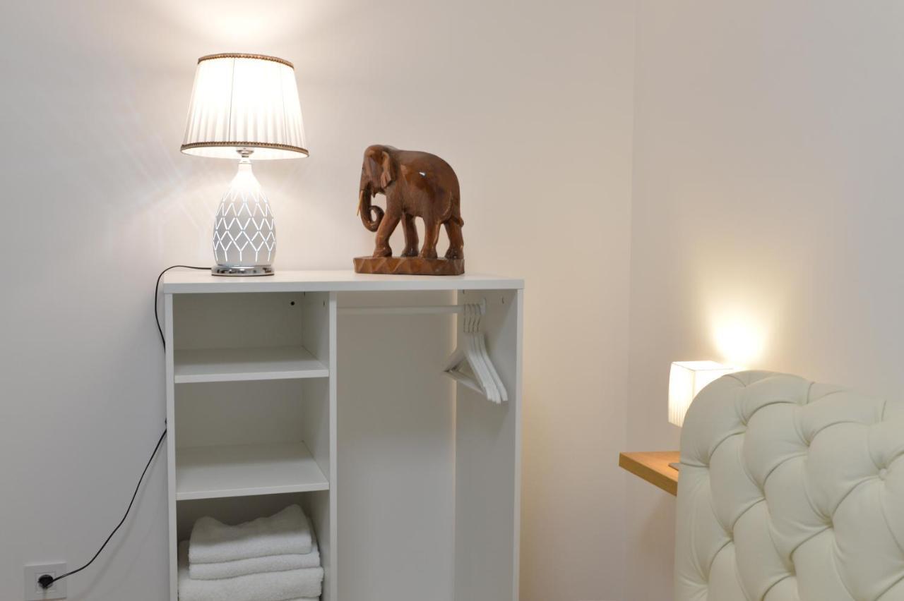 Pupin Palata Business Apartman B5 Novi Sad Exteriör bild