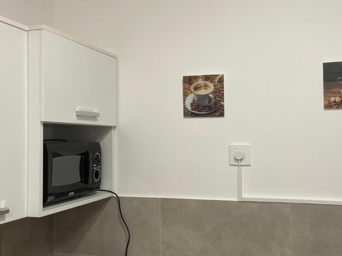 Pupin Palata Business Apartman B5 Novi Sad Exteriör bild